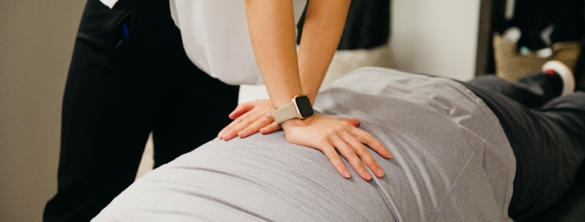 10 Signs You Need to See a Chiropractor